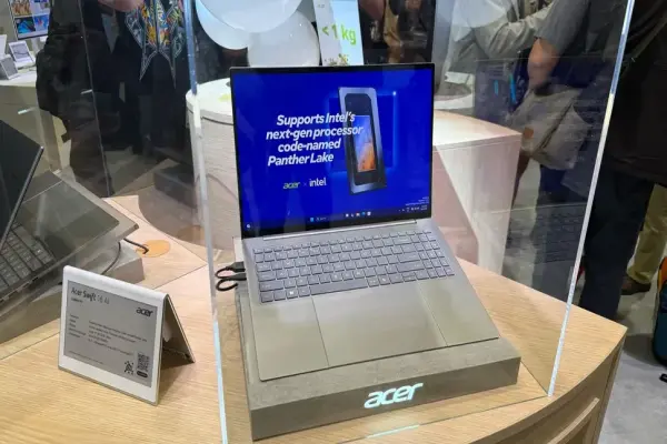 Swift 16 AI ra mắt chip Panther Lake, trackpad lớn nhất thế giới